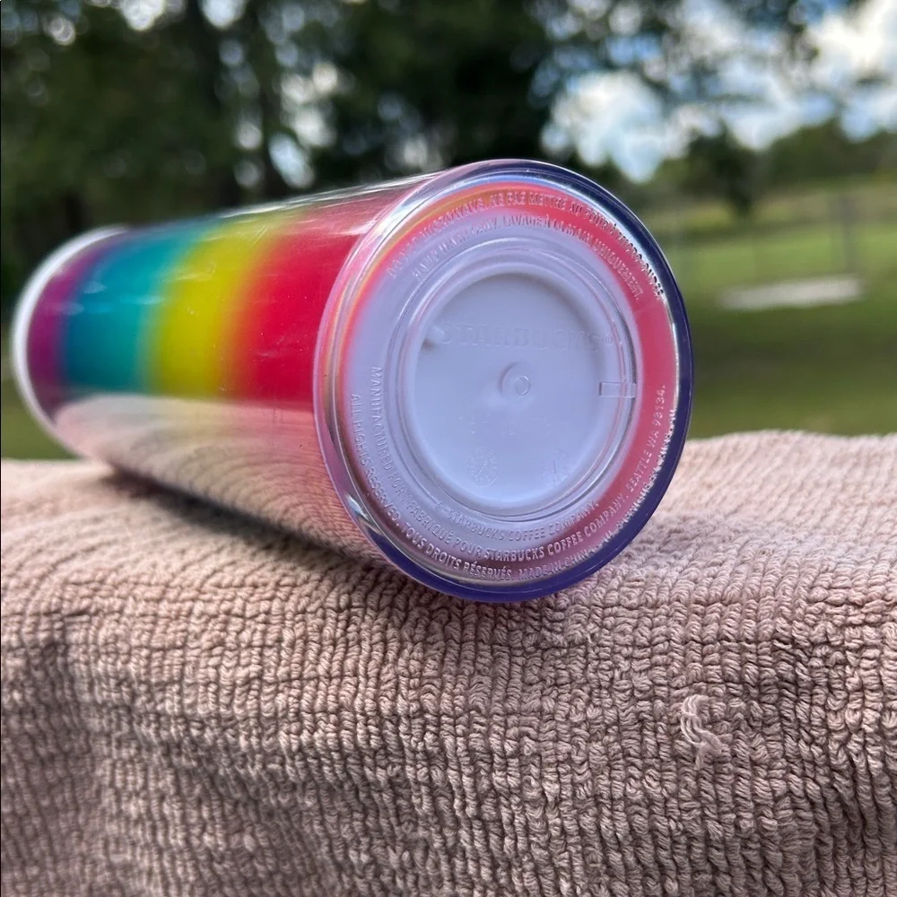 Starbucks 2022 Mexico Pride Multicolor Gradient 16 oz Acrylic Tumbler With Lid